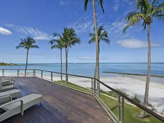 Extremely Rare Property Along the Gulf