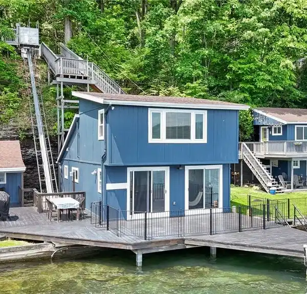 BEAUTIFULLY MAINTAINED SENECA LAKE COTTAGE