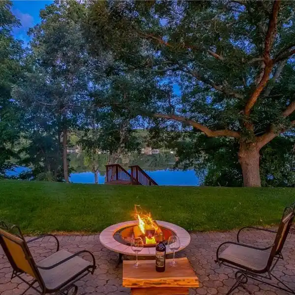 SPACIOUS WALKOUT HOME ON PRISTINE TWIN LAKES