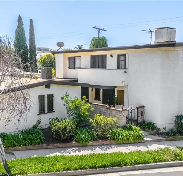 BEAUTIFULLY UPDATED AND VERSATILE HOME