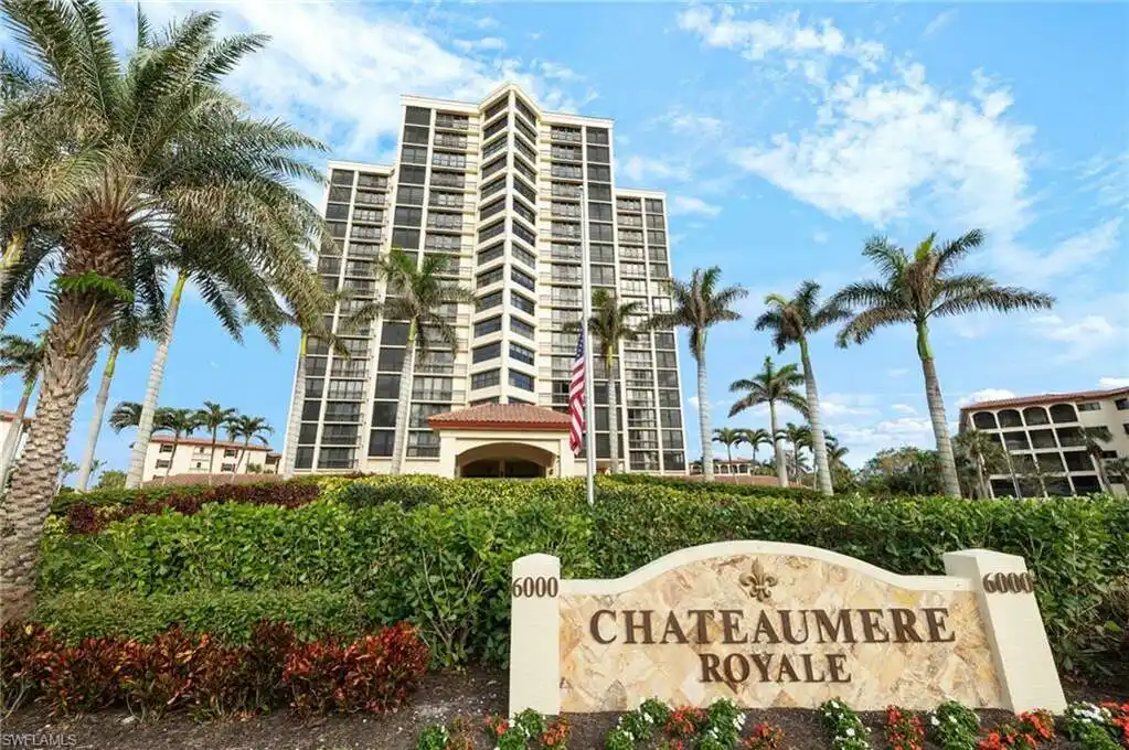 Fully Updated and Furnished Unit at Chateaumere in Pelican Bay