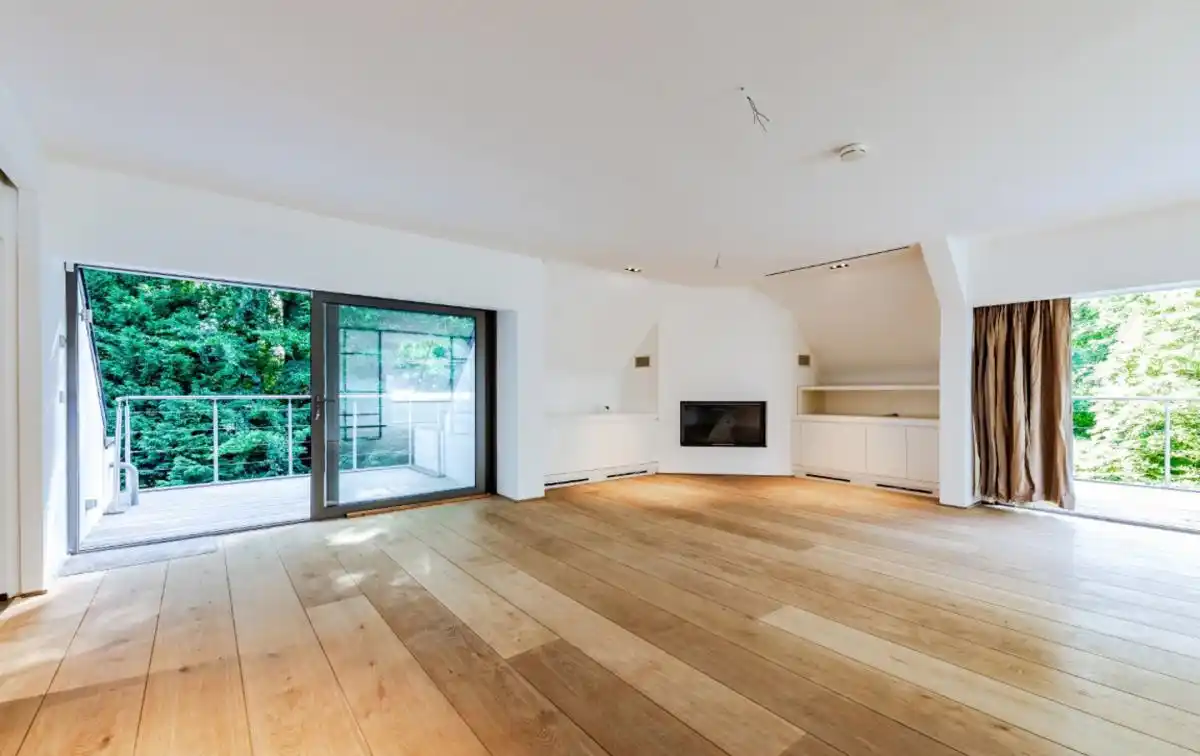 Expansive Duplex Penthouse