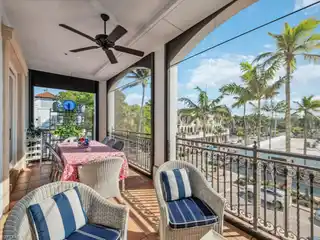 Penthouse Offering Ultimate Downtown Living