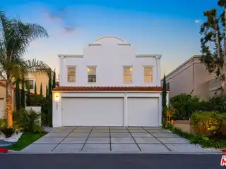 Modern Luxury Meets Smart Living