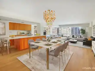 Move-in Condition Two Bedroom Home on Park Avenue