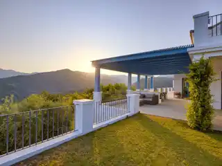 Authentic Andalusian Sanctuary with Panoramic Views