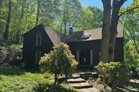 Charming Country Retreat