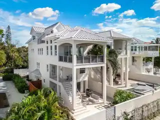Coastal Luxury with Gulf Views & Ease