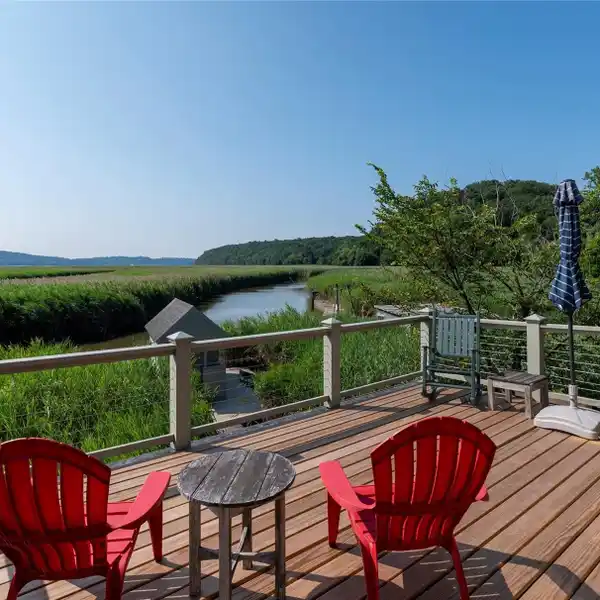 ENCHANTING WATERFRONT RETREAT IN HISTORIC AREA