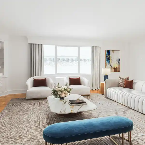 ELEGANT APARTMENT WITH VERSATILE LAYOUT