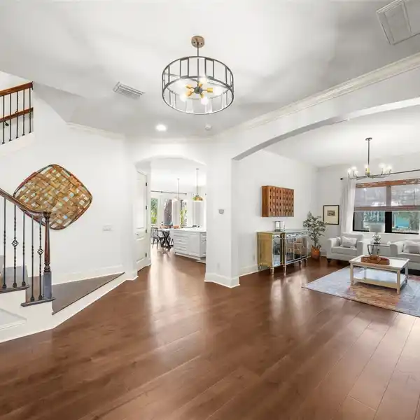METICULOUSLY MAINTAINED HOME IN BEACH PARK
