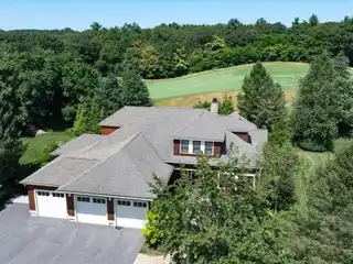 Luxurious Renovated Condo with Gourmet Kitchen