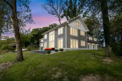 Ultimate Waterfront Lifestyle