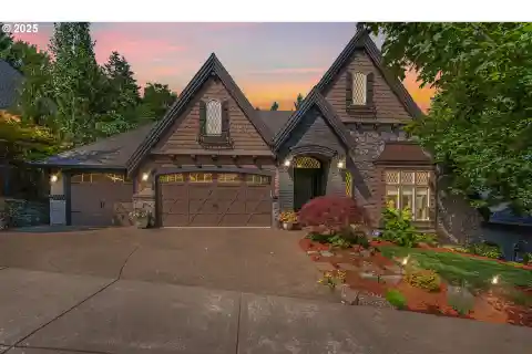 Entertainer's Dream Home in Jackson Hills