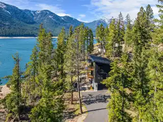 New Mountain Modern Home on Lake Cle Elum