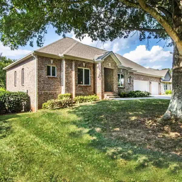 CUSTOM ALL-BRICK HOME IN TELLICO VILLAGE