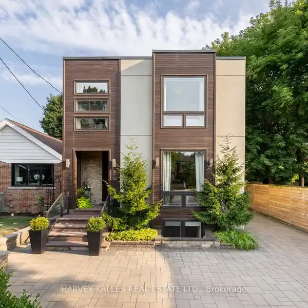 SPECTACULAR CUSTOM-BUILT RESIDENCE