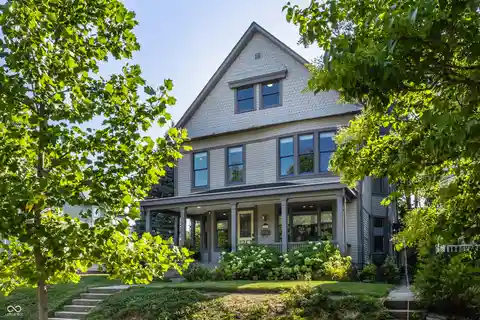 Extraordinary Residence in a Coveted Neighborhood