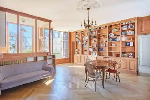 Lovely Apartment in a Well-Maintained Building
