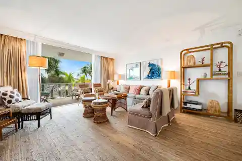 Elegant Living with Sunlit Interiors