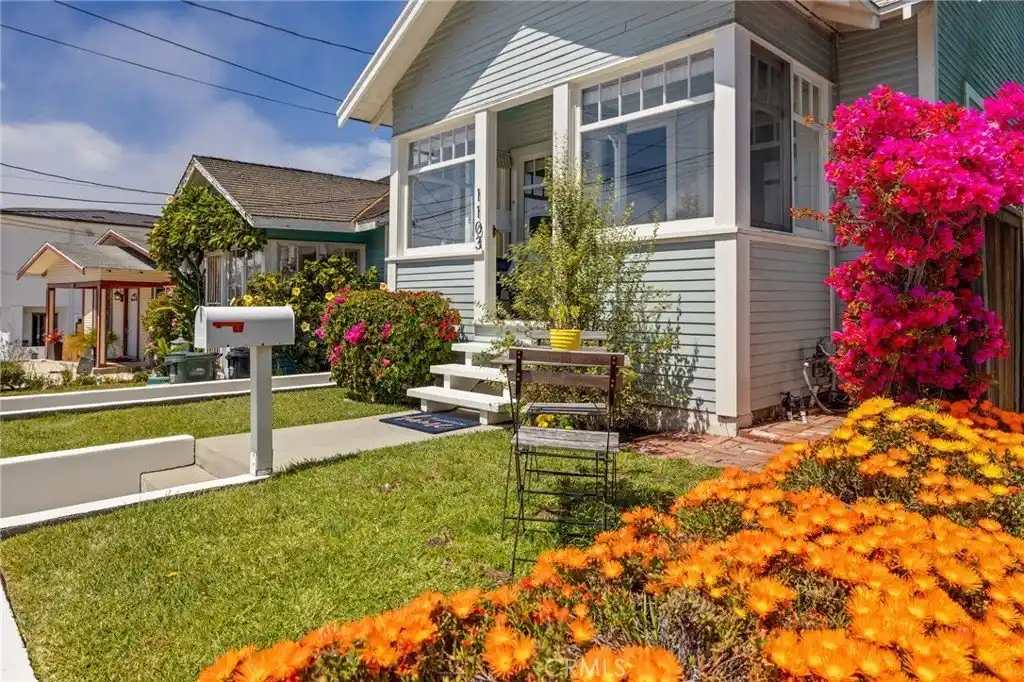 Lovely Vintage Cottage