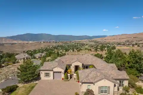 Exquisite Single-Level Estate with 360-Degree Views