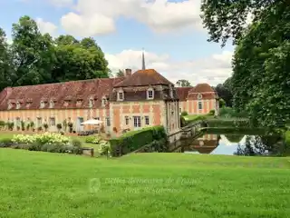 Magnificent Compound in the Calvados Area