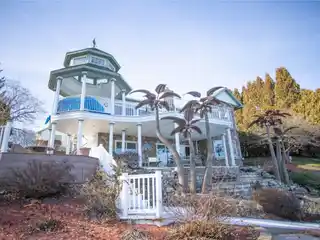 Fabulous Home on Beautiful Conneaut Lake