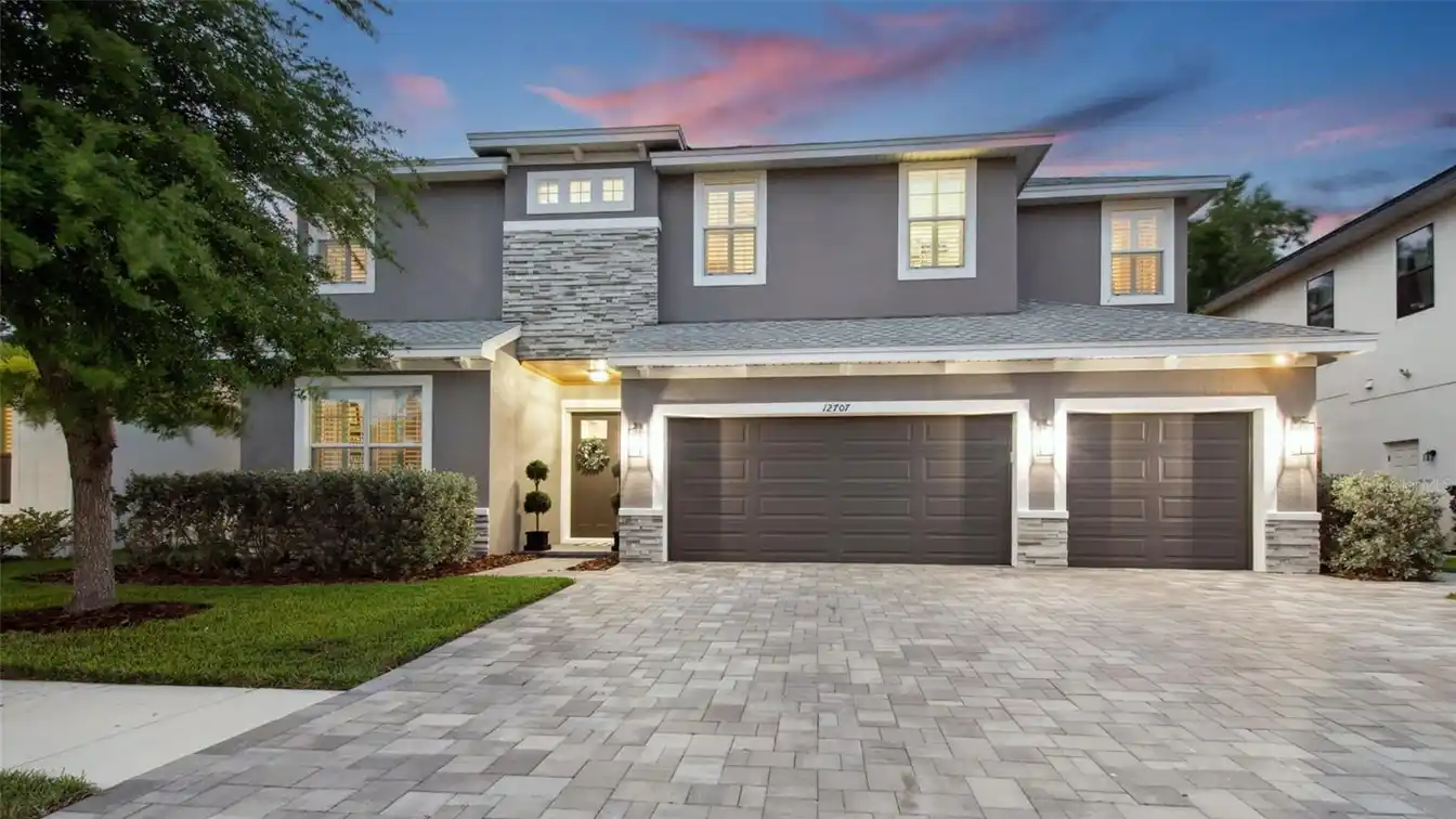 Gorgeous Pool Home in the Eagles