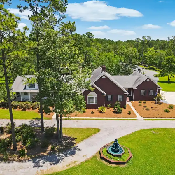 FIVE-ACRE LOWCOUNTRY PARADISE