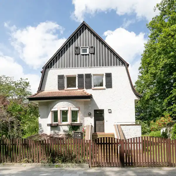 SPECIAL CIRCA 1912 HOME