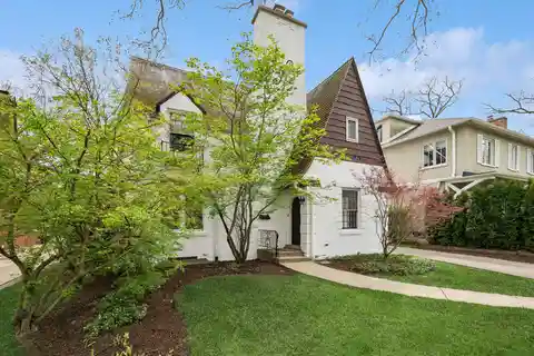 Charming Glencoe Home with Designer Kitchen