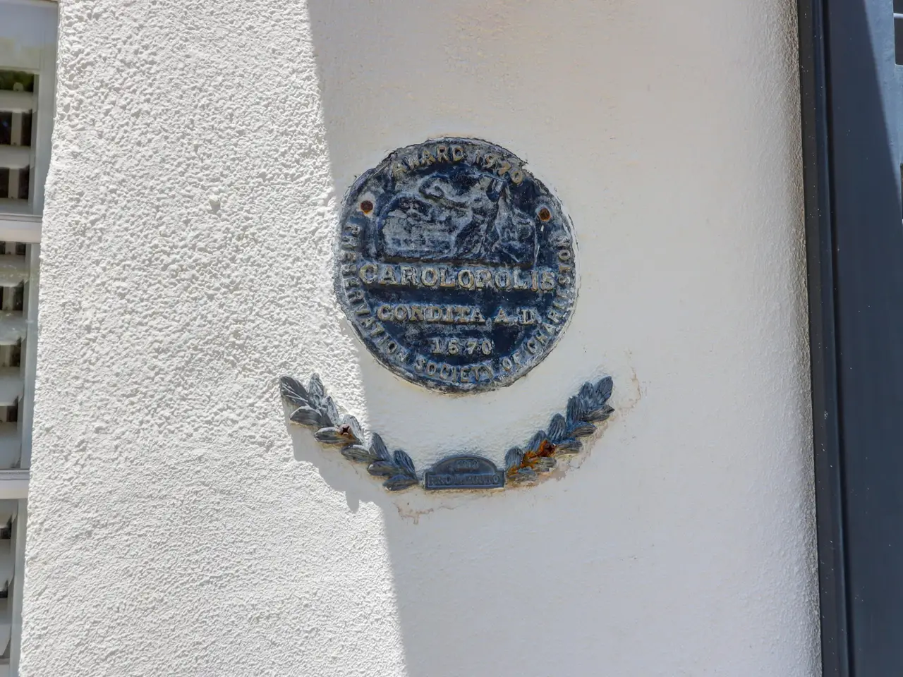 Small Image