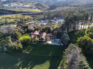 Tranquil Seaside Estate with Development Potential in Orewa Heights