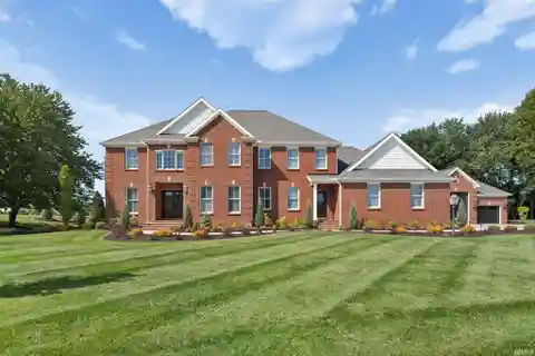 Luxury with Practicality and Effortless Grace