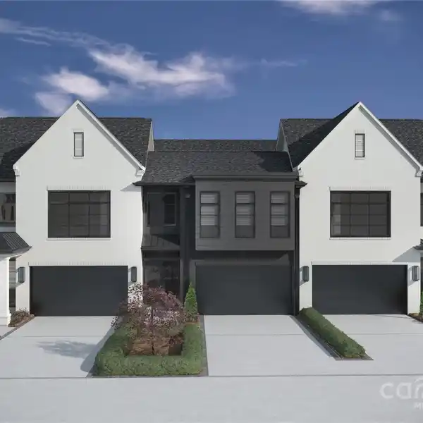 MAINTENANCE-FREE LUXURY LIVING IN SHARON WOODS