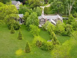 Beautifully Renovated Colonial in a Private Setting