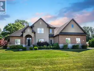 Spacious Residence in Royal Highland Estates