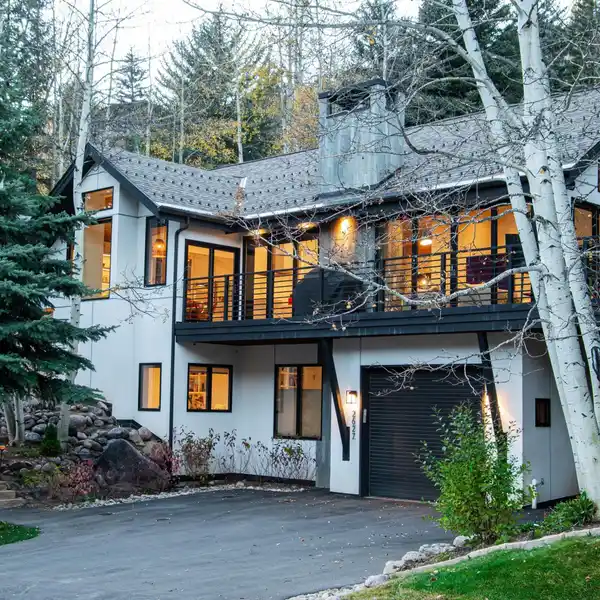 RECENTLY REMODELED WEST VAIL HOME
