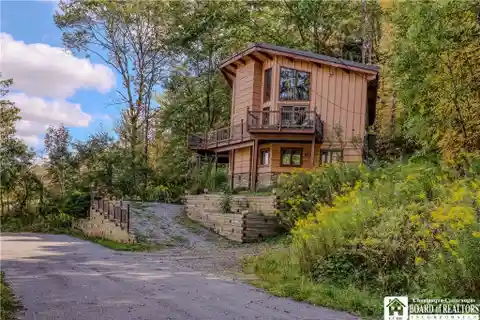 Rare Turnkey Chalet