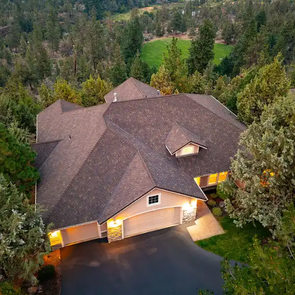 COMFORT AND FUNCTION IN RIVERS EDGE VILLAGE