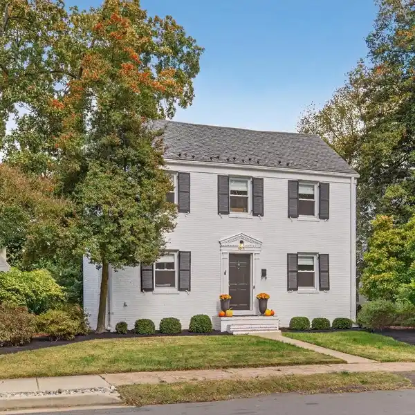 RENOVATED COLONIAL IN HISTORIC AURORA HILLS