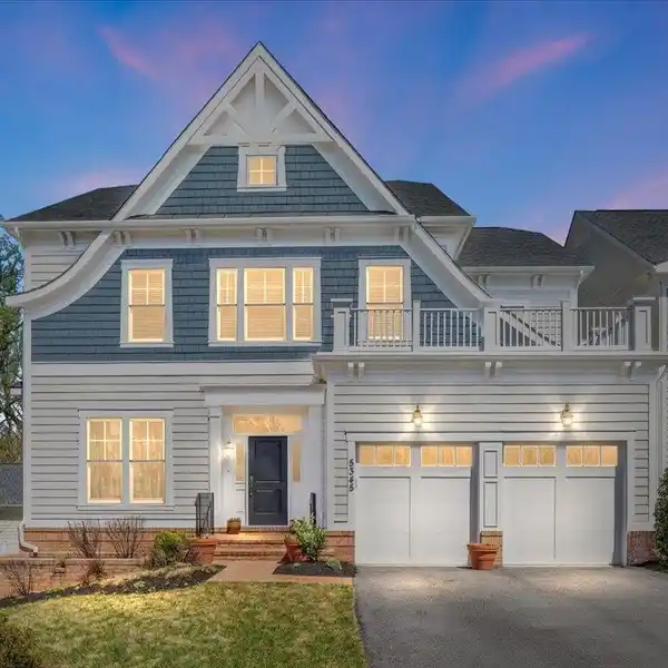 DESIGNER LUXURY LIVING ON LANDSCAPED CORNER LOT