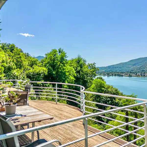 AN ENCHANTING REFUGE OVERLOOKING LAKE LUGANO