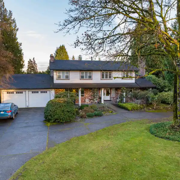 PRIME PROPERTY WITH EXCEPTIONAL POTENTIAL