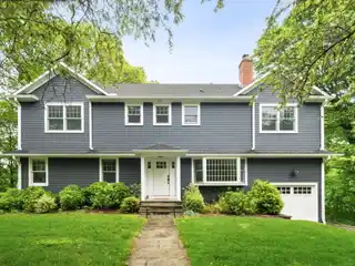 Coastal Colonial in Prime Rowayton Location