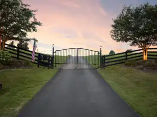 Picturesque Farmstead on Old Hillsboro Road