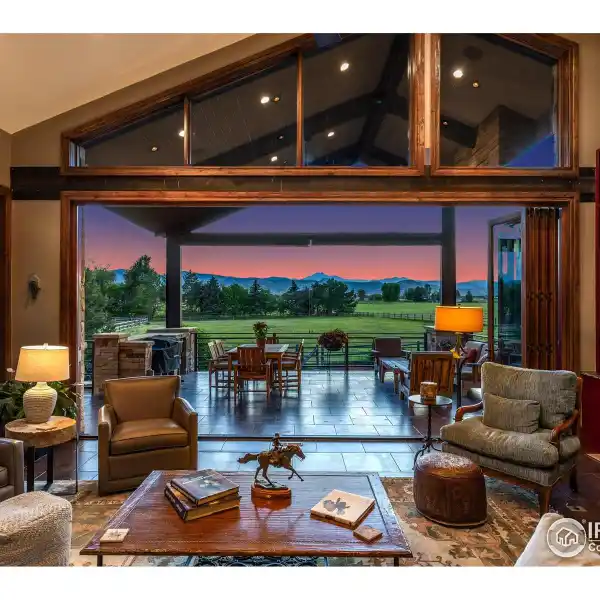 EXQUISITE EQUESTRIAN ESTATE OF OVER SIX ACRES