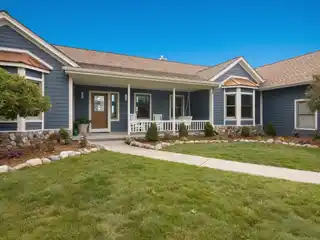 Walk-out Ranch on the Bear Golf Course