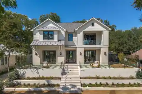 Stunning New Construction Near White Rock Lake